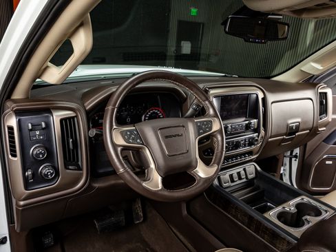 Used 2016 GMC Sierra 2500 Denali w/ Duramax Plus Package image 13