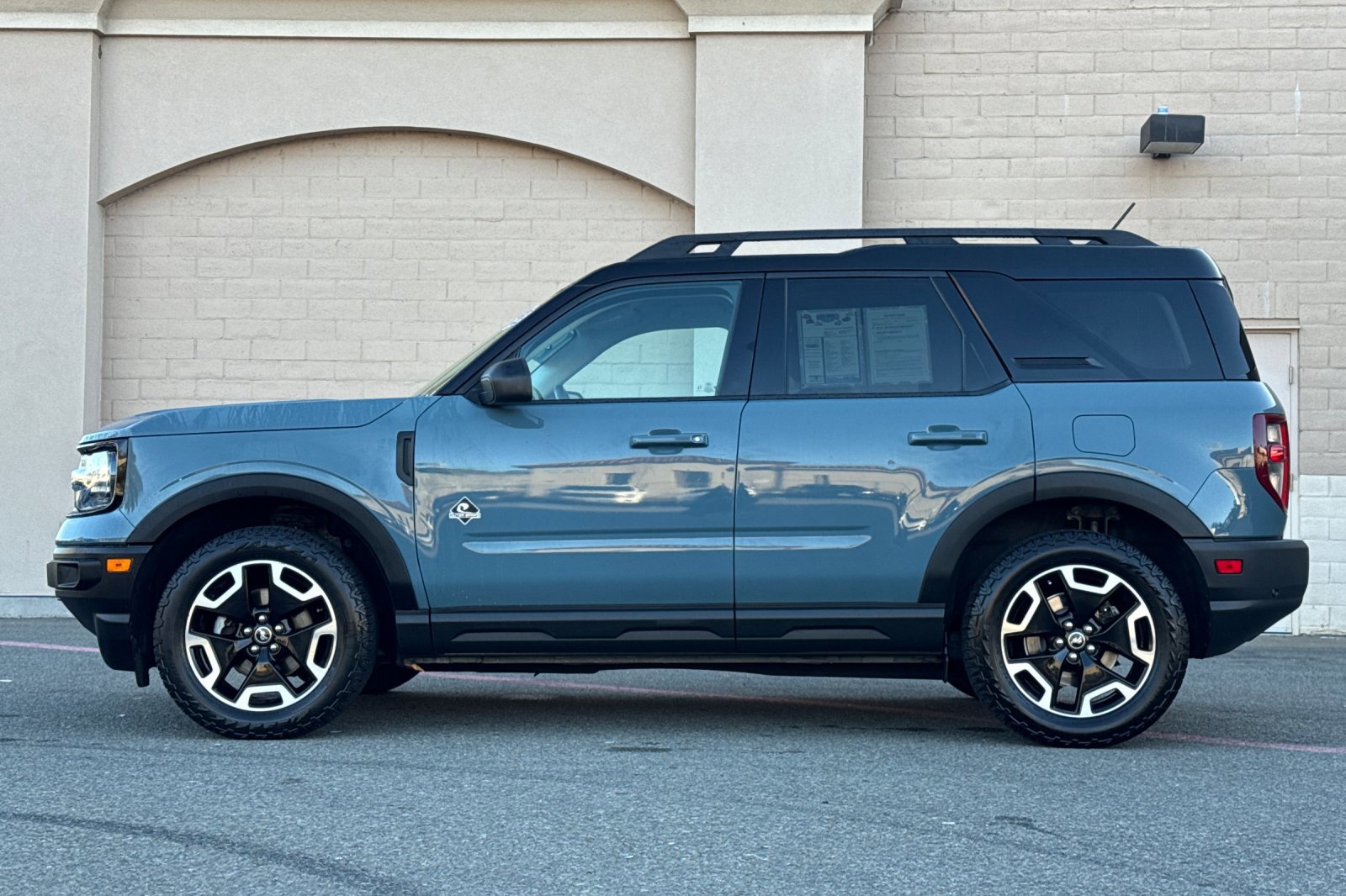 Used 2022 Ford Bronco Sport Outer Banks AWD/4WD image 9