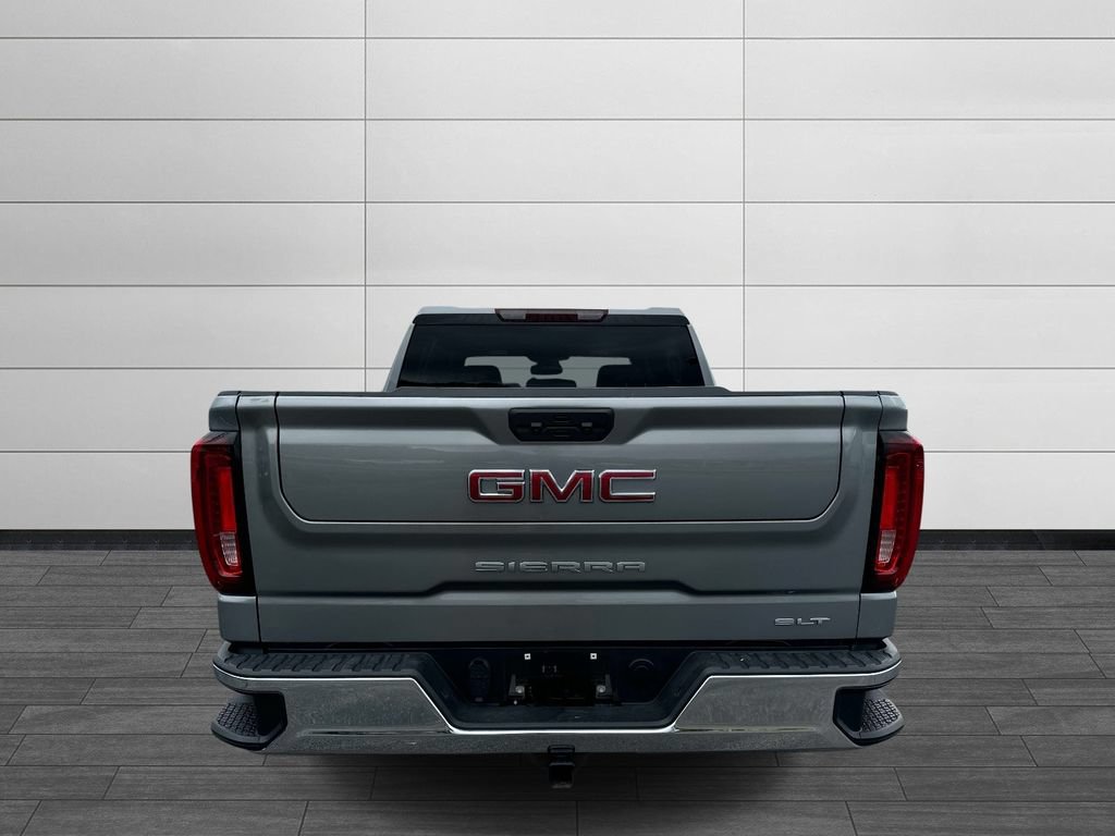 Used 2025 GMC Sierra 1500 SLT AWD/4WD image 4