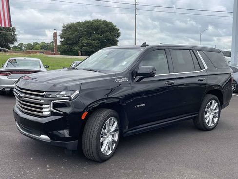 Used 2022 Chevrolet Tahoe High Country w/ Max Trailering Package AWD/4WD image 7