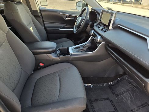 Used 2023 Toyota RAV4 XLE image 32