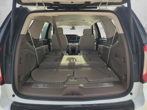 Used 2021 GMC Yukon Denali image 6