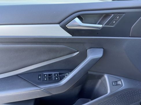 Used 2025 Volkswagen Jetta S image 15