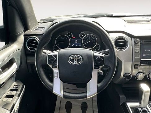 Used 2017 Toyota Tundra SR5 AWD/4WD image 12
