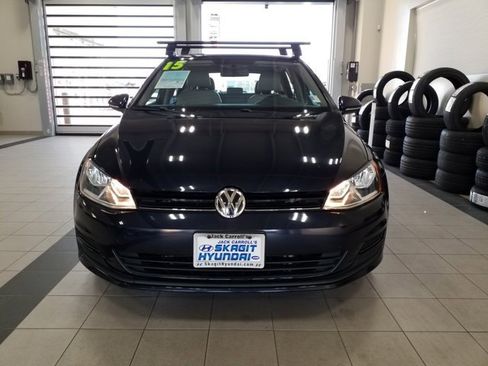 Used 2015 Volkswagen Golf TDI S image 16