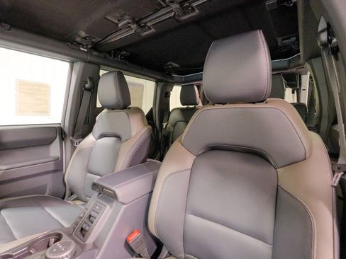 New 2025 Ford Bronco Outer Banks image 27