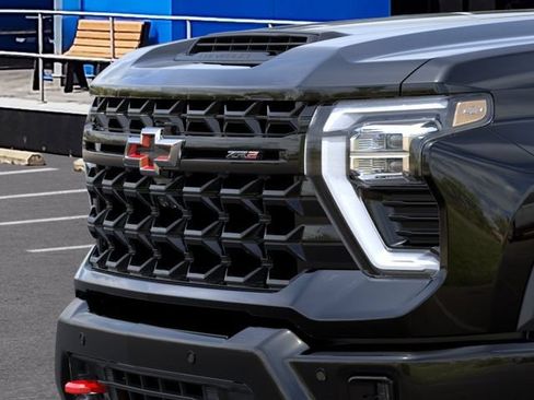 New 2026 Chevrolet Silverado 2500 ZR2 AWD/4WD image 13