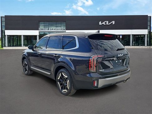 New 2025 Kia Telluride EX image 3