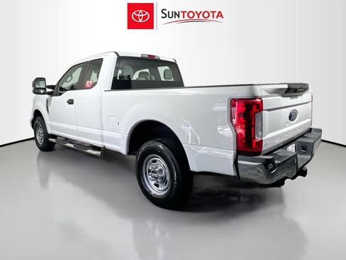 Used 2018 Ford F250 XL w/ Power Equipment Group image 5
