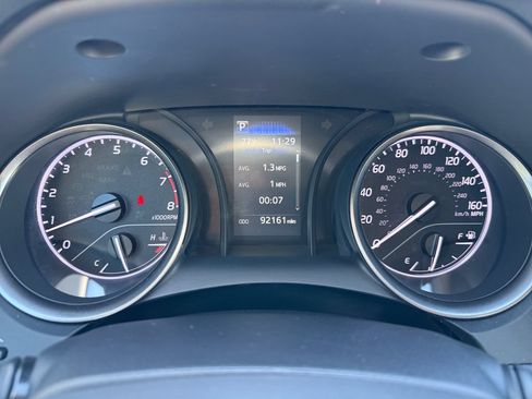 Used 2021 Toyota Camry SE FWD image 19