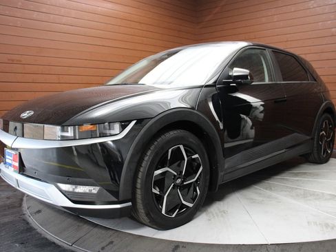 Used 2023 Hyundai Ioniq 5 SEL image 42