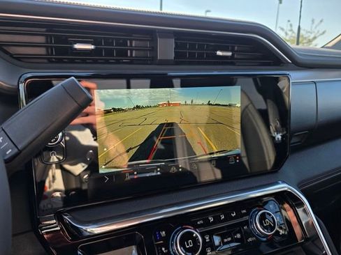 New 2026 GMC Sierra 3500 Denali w/ Denali Reserve Package image 16