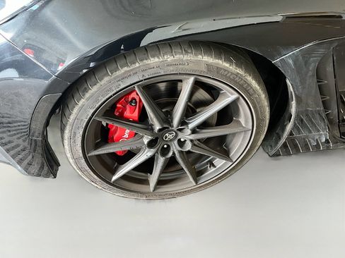 Used 2025 Toyota GR86 Premium w/ Performance Package RWD image 28