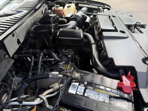 Used 2012 Ford Expedition Limited RWD image 22