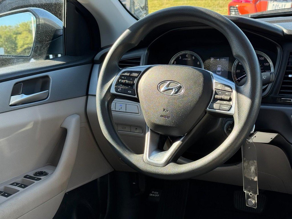 Used 2019 Hyundai Sonata SE FWD image 15
