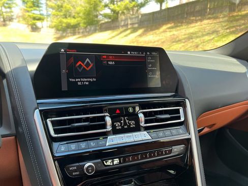 Used 2022 BMW 840i xDrive Convertible AWD/4WD image 40