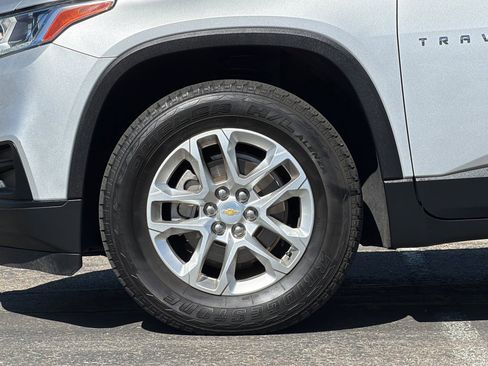 Used 2020 Chevrolet Traverse LS image 38