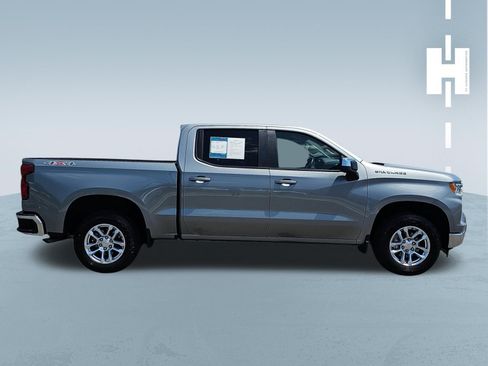 Used 2023 Chevrolet Silverado 1500 LT AWD/4WD image 3