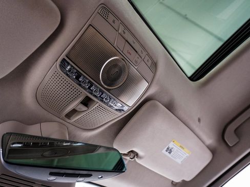 Used 2023 Mercedes-Benz G 550 image 29