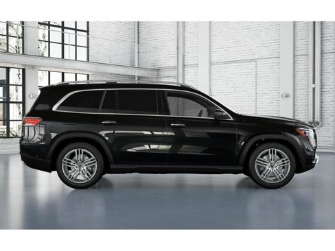 New 2026 Mercedes-Benz GLS 450 4MATIC image 15