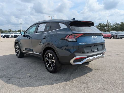 Certified 2025 Kia Sportage EX AWD/4WD image 7