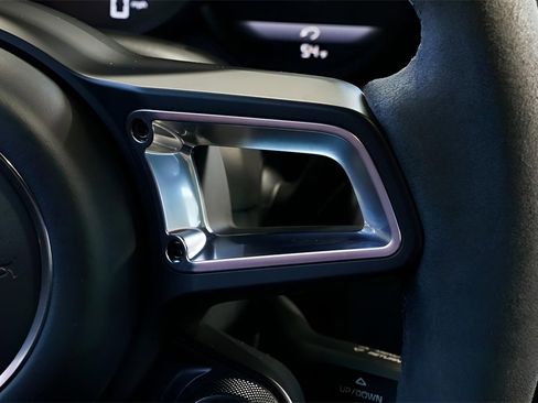 Used 2018 Porsche 718 Cayman GTS image 43