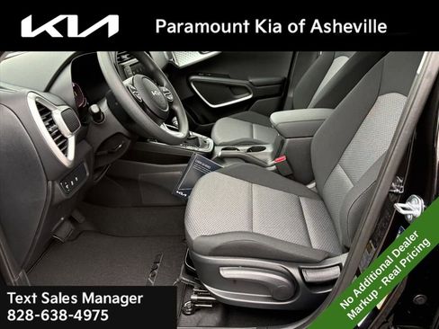 New 2025 Kia Soul LX w/ LX Technology Package image 15