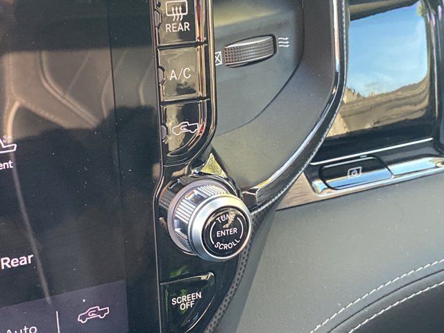 Used 2025 RAM 1500 Limited AWD/4WD image 27