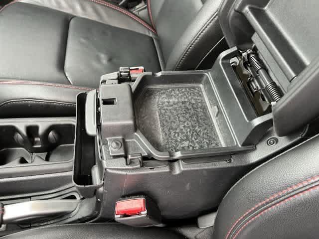 Used 2023 Jeep Wrangler Unlimited Rubicon w/ LED Lighting Group AWD/4WD image 32