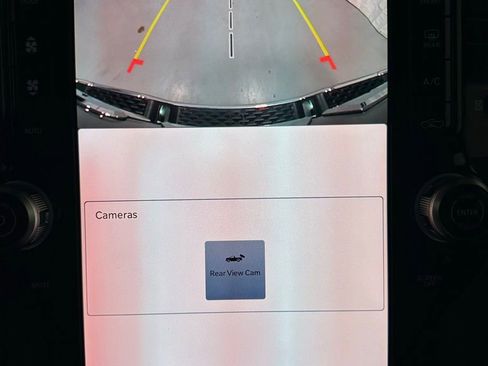 Used 2025 RAM 1500 Laramie image 34