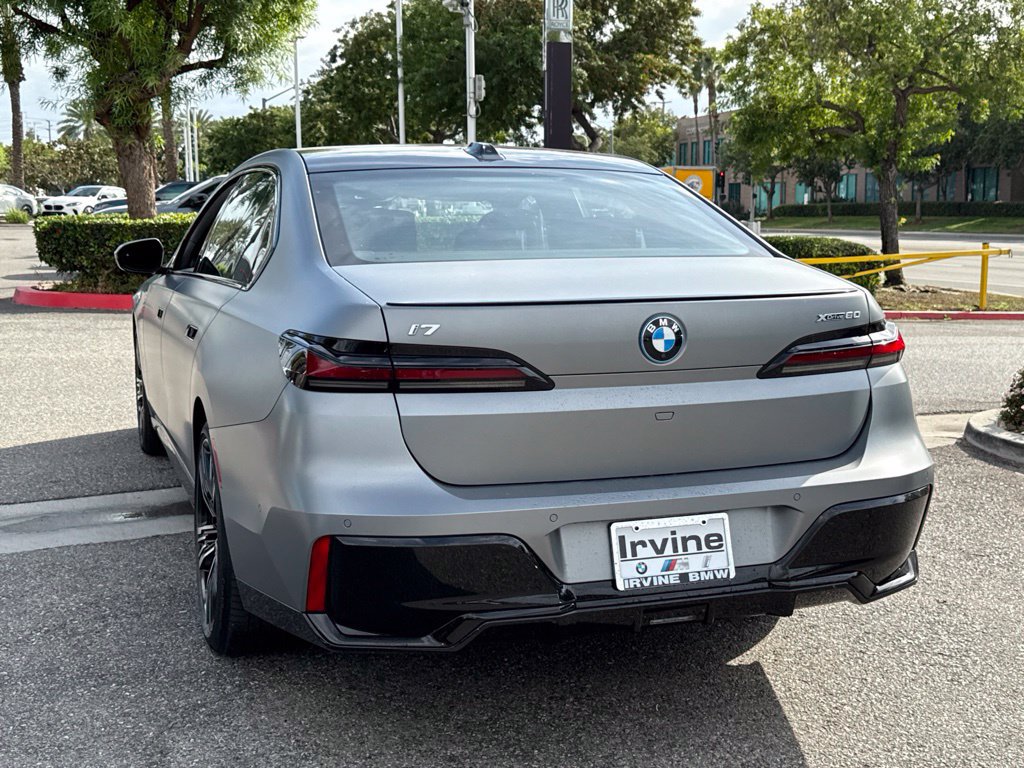 Certified 2024 BMW i7 xDrive60 AWD/4WD image 10