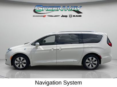 Used 2017 Chrysler Pacifica Platinum