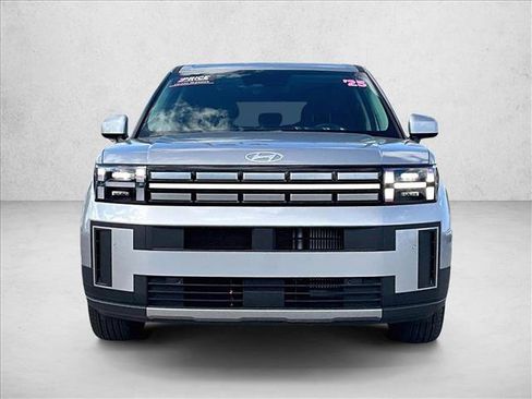 Used 2025 Hyundai Santa Fe SE image 3