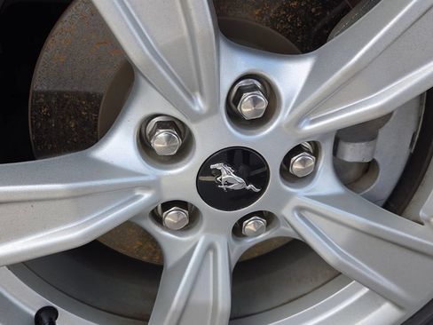 Used 2021 Ford Mustang Coupe RWD image 14