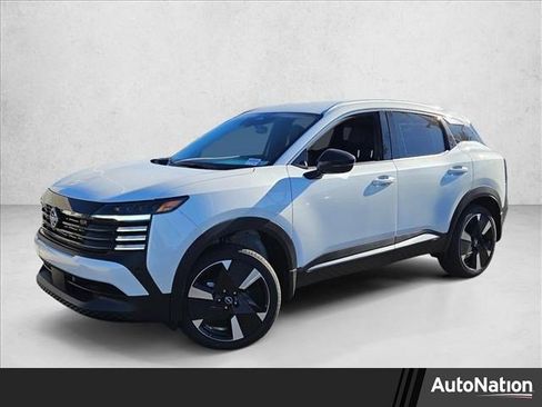 New 2026 Nissan Kicks SR image 1