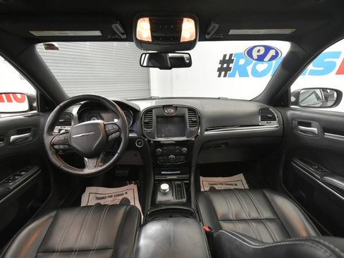 Used 2019 Chrysler 300 S w/ S Model Appearance Package image 17