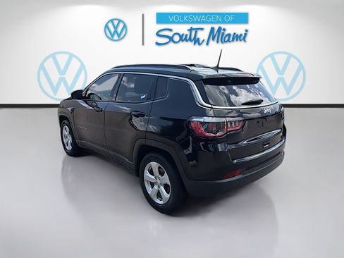 Used 2020 Jeep Compass Latitude FWD image 5
