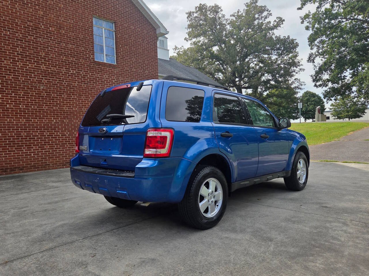 Used 2012 Ford Escape XLT FWD image 5