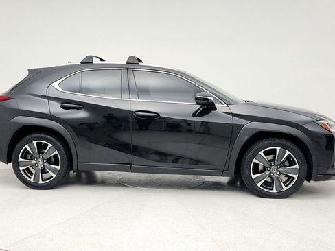 Used 2019 Lexus UX 200 w/ Accessory Package 2 image 4