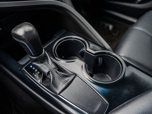 Used 2019 Toyota Camry SE image 22