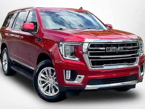 Used 2022 GMC Yukon SLT w/ SLT Premium Package AWD/4WD image 1