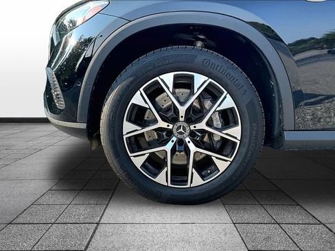 Certified 2025 Mercedes-Benz GLC 350e 4MATIC image 5
