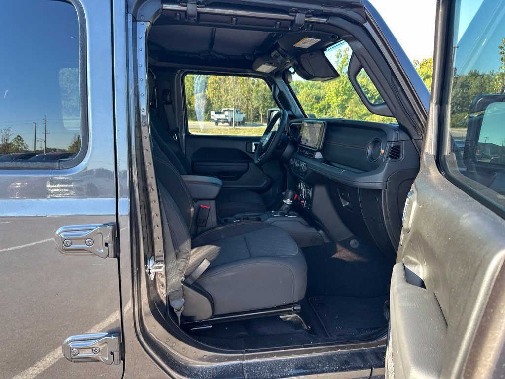 New 2026 Jeep Gladiator Mojave AWD/4WD image 16