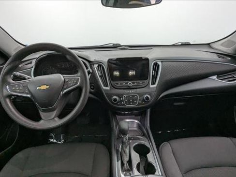 Used 2023 Chevrolet Malibu LT FWD image 24