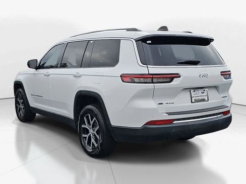 Used 2023 Jeep Grand Cherokee L Limited image 5