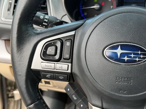 Used 2015 Subaru Legacy 2.5i Limited AWD/4WD image 17