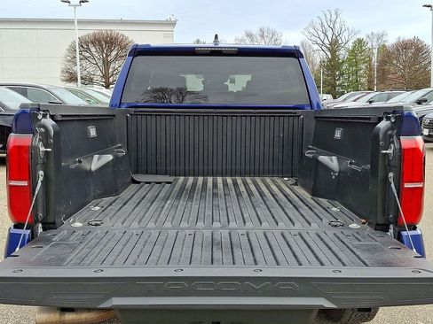 Used 2024 Toyota Tacoma TRD Off-Road AWD/4WD image 30