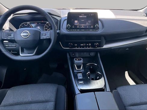 New 2026 Nissan Rogue SV FWD image 5