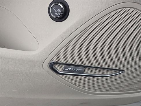 Used 2022 Buick Envision Avenir w/ Technology Package II image 20