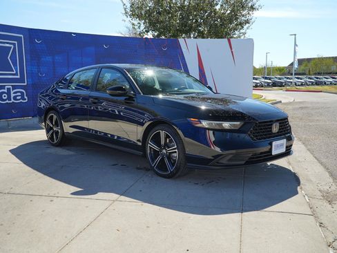 Used 2026 Honda Accord Sport image 3